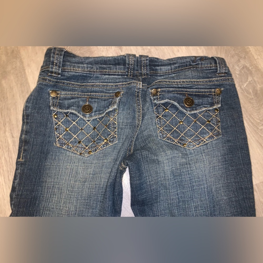 Low Rise Flare Jeans - Picture 4 of 4